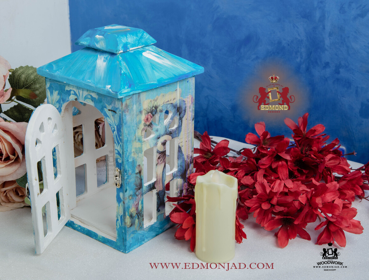 European style wooden lantern 03