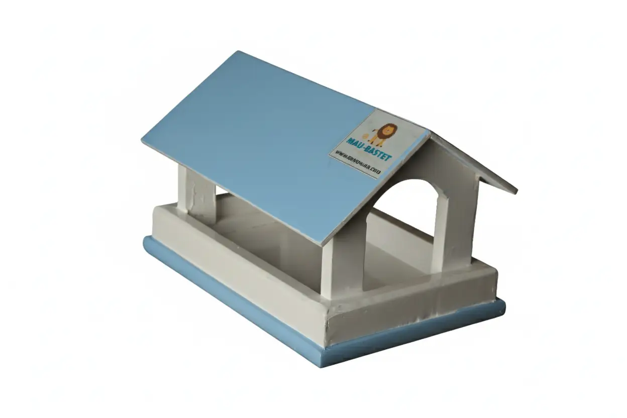 Elevate Your Garden: The Charming Mau-Bastet